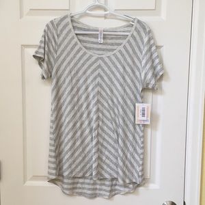 Lularoe Med Classic Tee